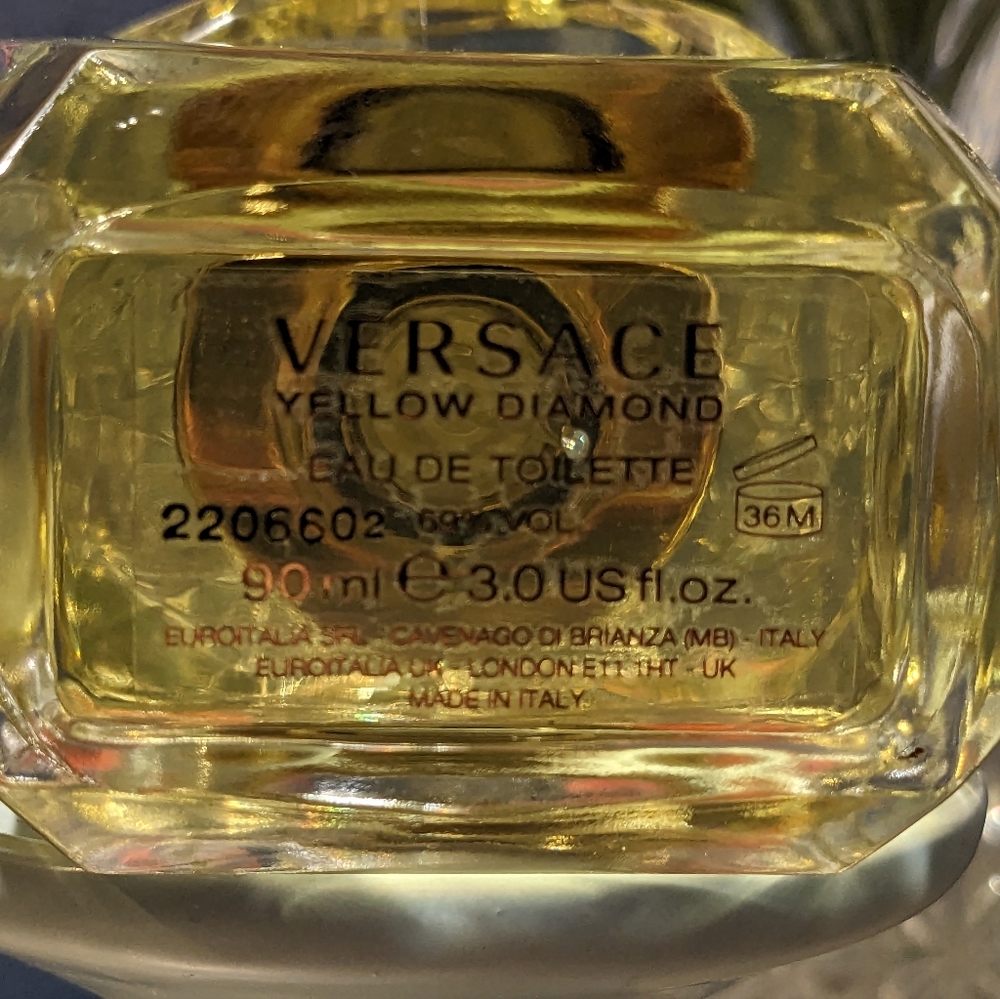 Versace - Picture 4 of 4